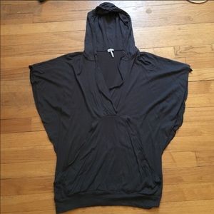 DONATED Splendid gray batwing hooded tank top